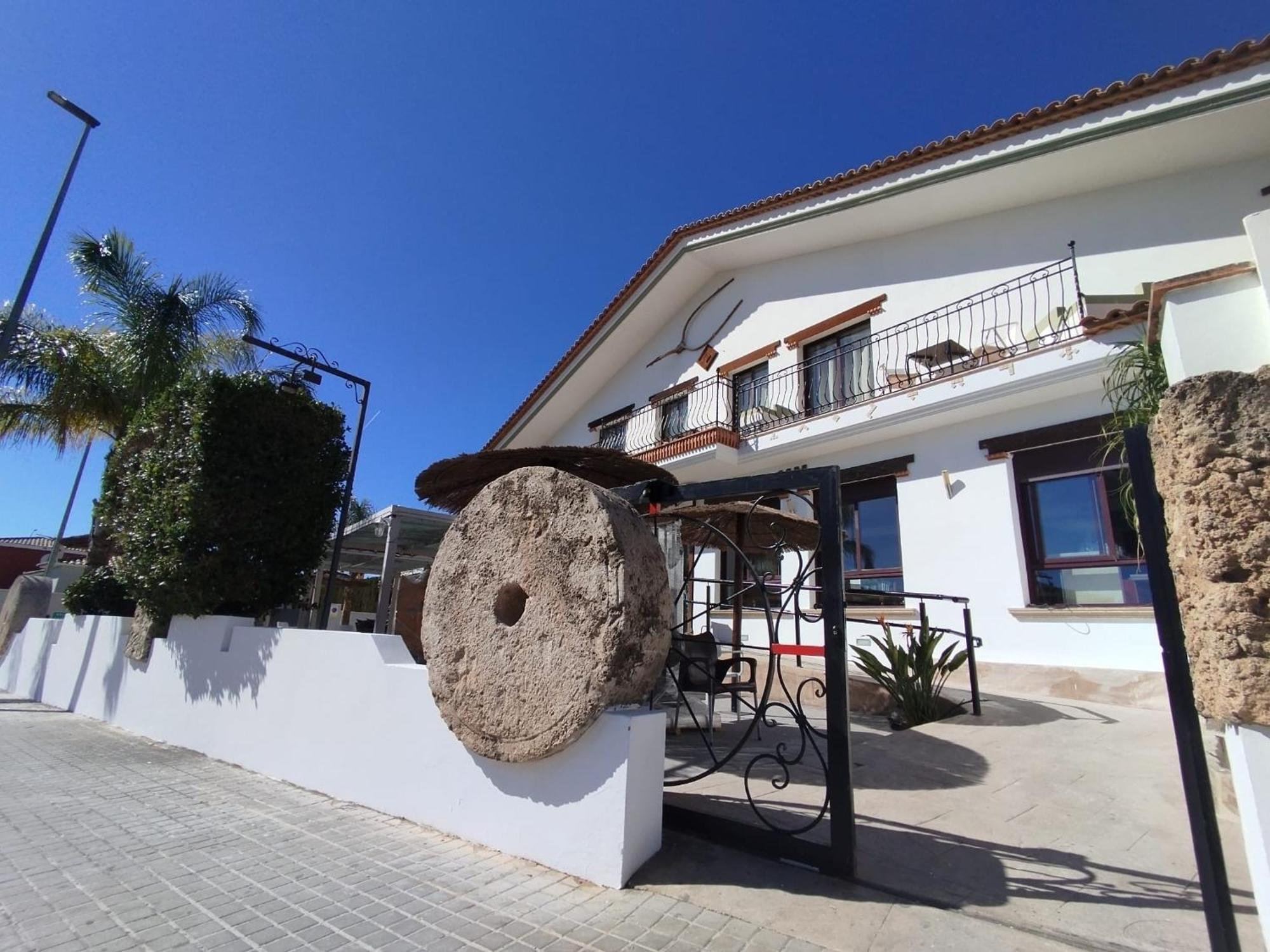 Hostal Espai Mediterrani Puebla de Vallbona Εξωτερικό φωτογραφία
