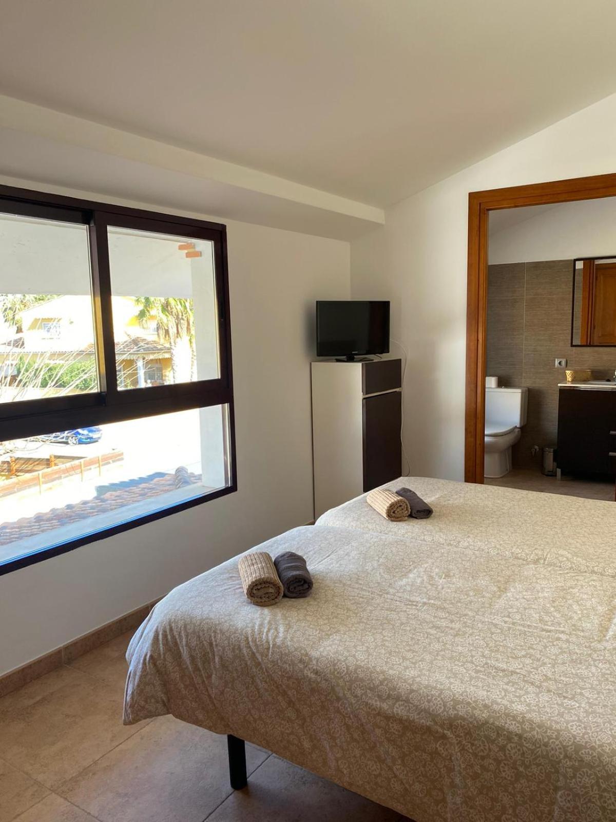 Hostal Espai Mediterrani Puebla de Vallbona Εξωτερικό φωτογραφία